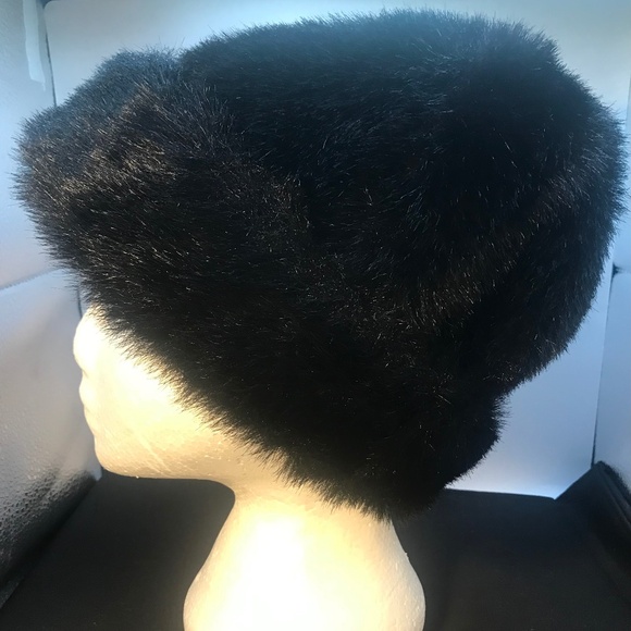 Black hat faux fur bucket hat new - Picture 4 of 9